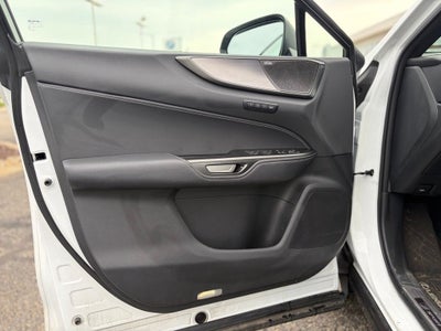 2024 Lexus NX F SPORT Handling