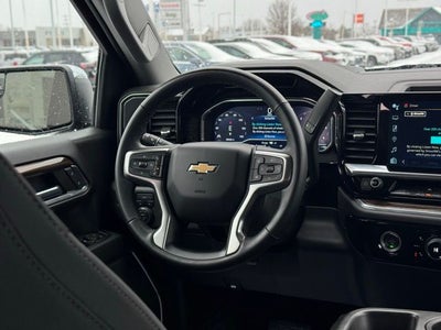 2023 Chevrolet Silverado 1500 4WD Crew Cab Short Bed LT with 2FL