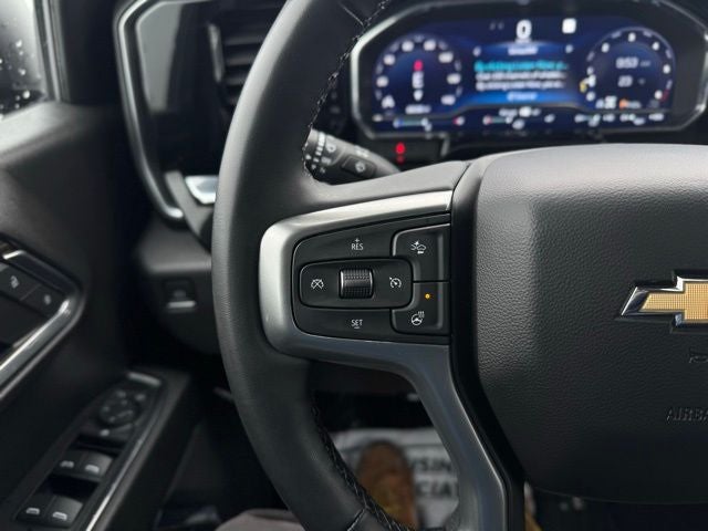 2023 Chevrolet Silverado 1500 4WD Crew Cab Short Bed LT with 2FL