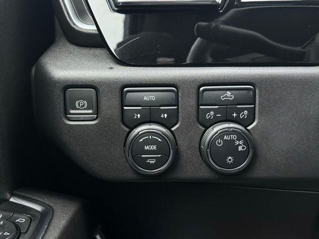 2023 Chevrolet Silverado 1500 4WD Crew Cab Short Bed LT with 2FL