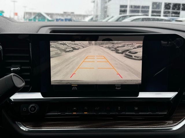 2023 Chevrolet Silverado 1500 4WD Crew Cab Short Bed LT with 2FL