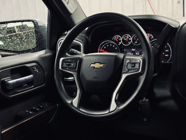 2020 Chevrolet Silverado 1500 4WD Crew Cab Short Bed LT