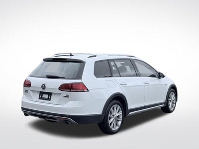 2018 Volkswagen Golf Alltrack TSI S
