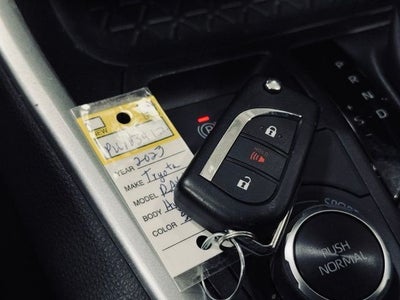 2023 Toyota RAV4 Hybrid LE