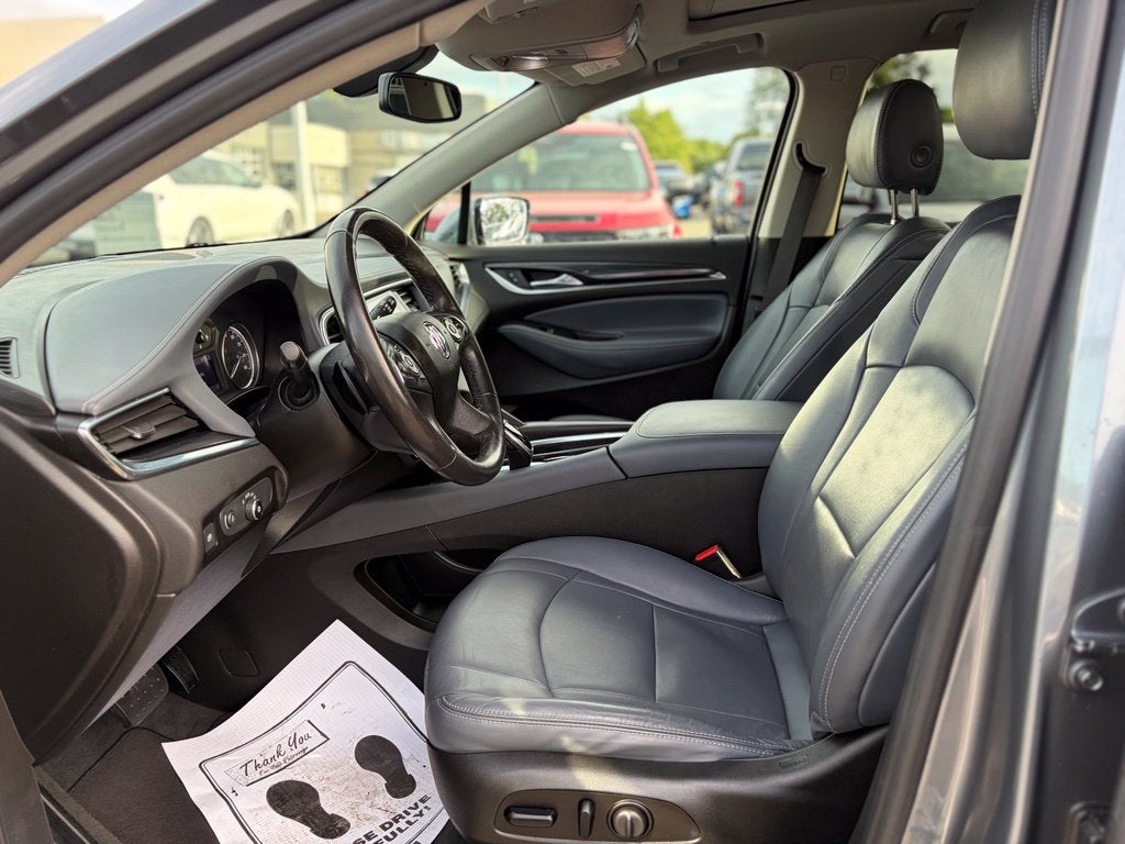 2021 Buick Enclave Essence