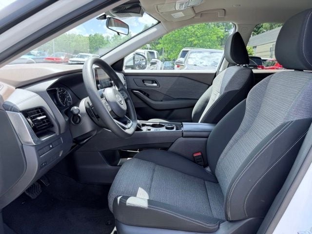 2022 Nissan Rogue SV Intelligent AWD
