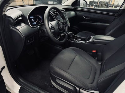 2023 Hyundai TUCSON SE