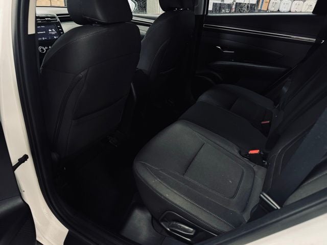 2023 Hyundai TUCSON SE