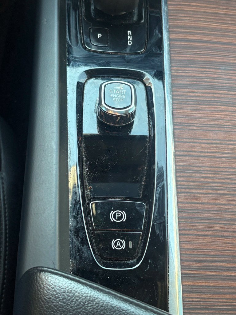 2022 Volvo S60 B5 Momentum