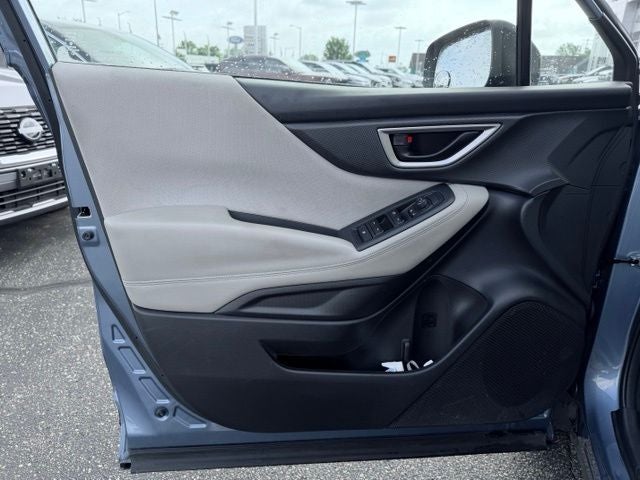 2023 Subaru Forester Base
