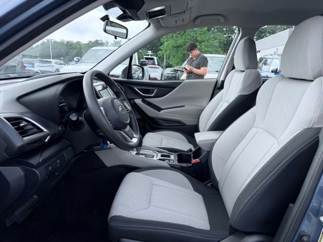 2023 Subaru Forester Base