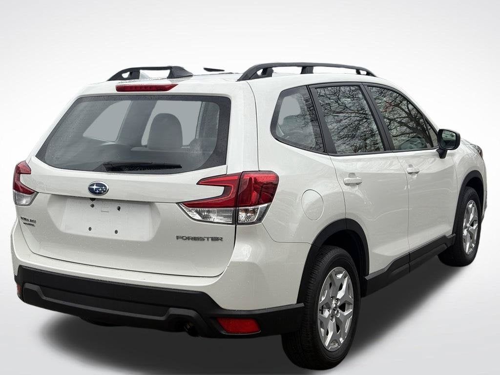 2024 Subaru Forester Base