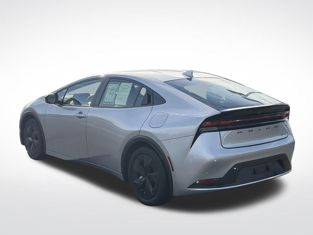 2025 Toyota Prius LE
