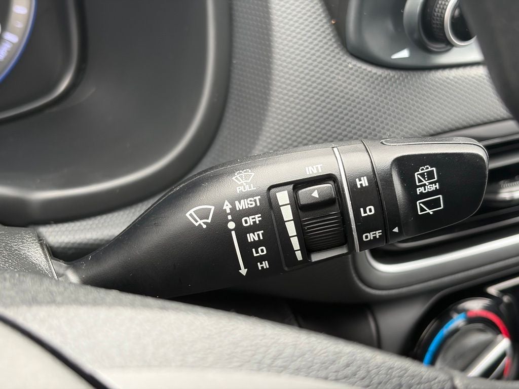 2022 Hyundai KONA SE