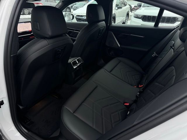 2026 BMW 5 Series xDrive