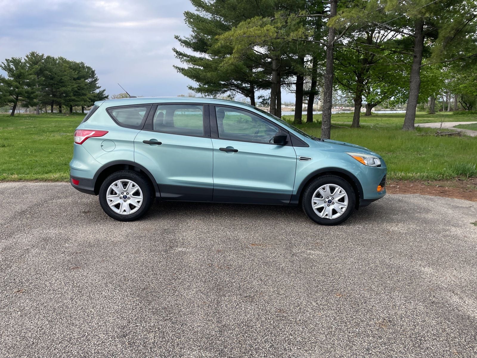 2013 Ford Escape S