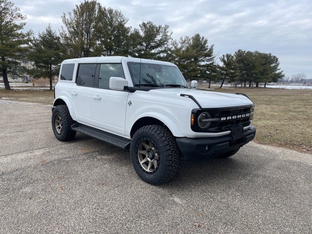 2025 Ford Bronco Outer Banks Wheel and Tires Upgrade!