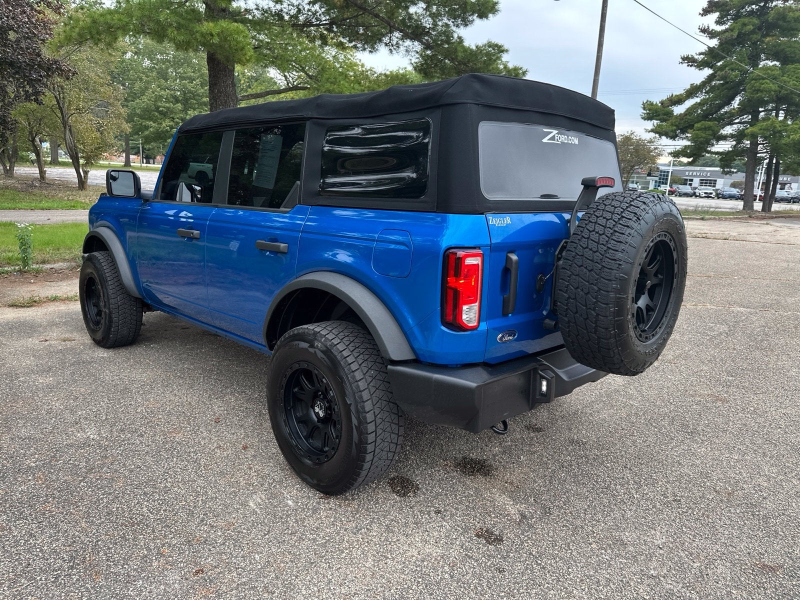 2023 Ford Bronco Base