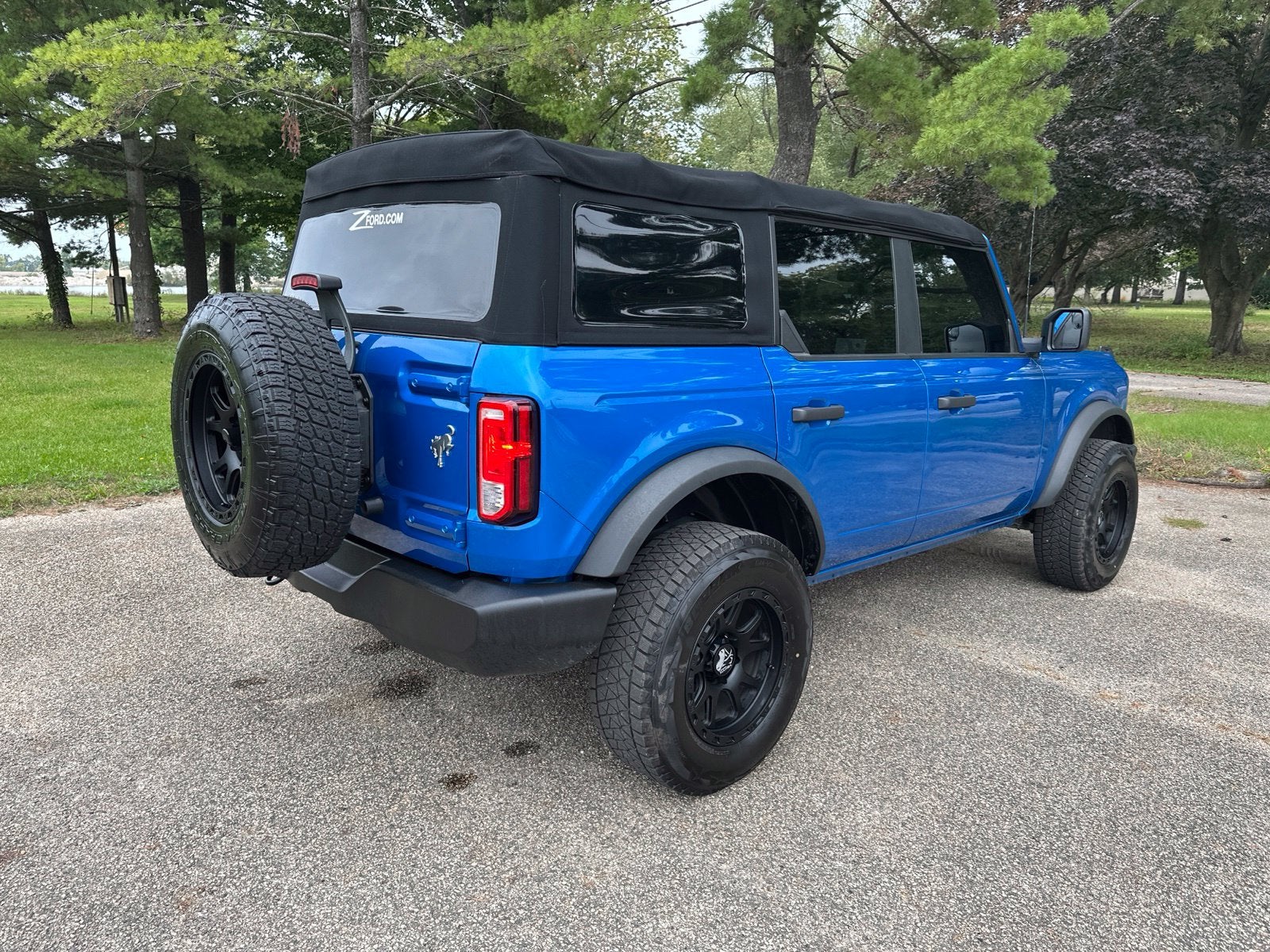 2023 Ford Bronco Base