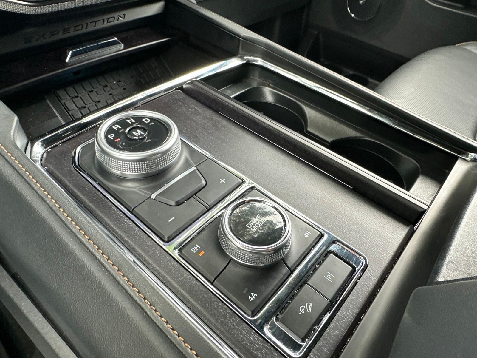 2024 Ford Expedition Max Platinum