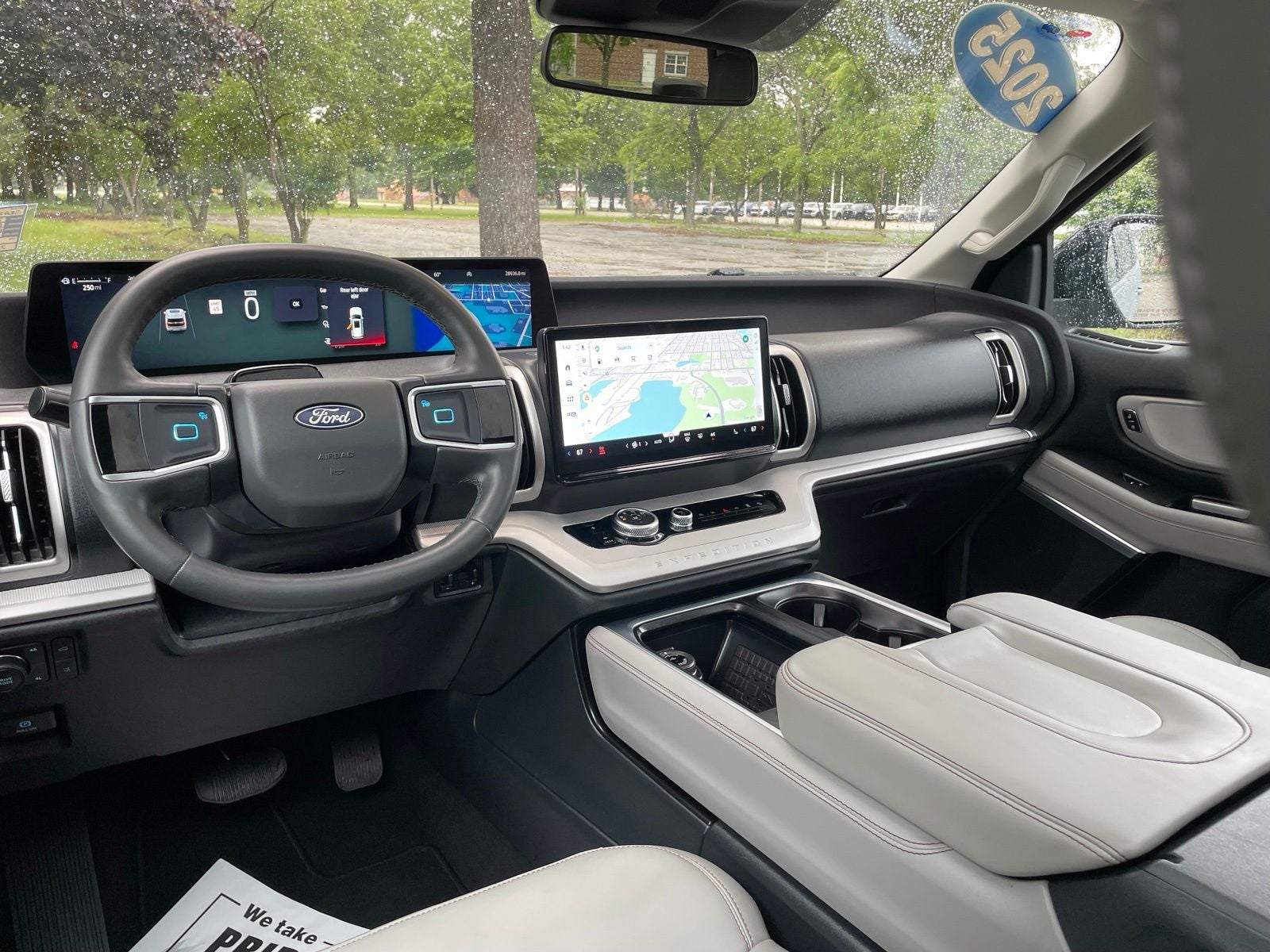 2025 Ford Expedition Active