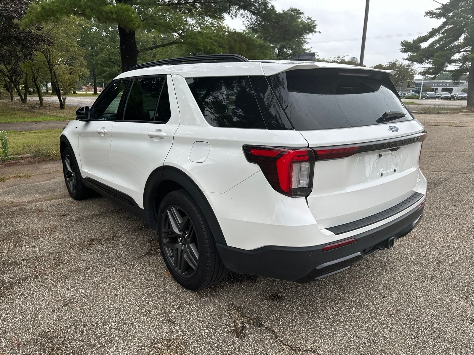 2025 Ford Explorer ST-Line