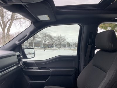 2023 Ford F-150 XLT With Dual Sunroof