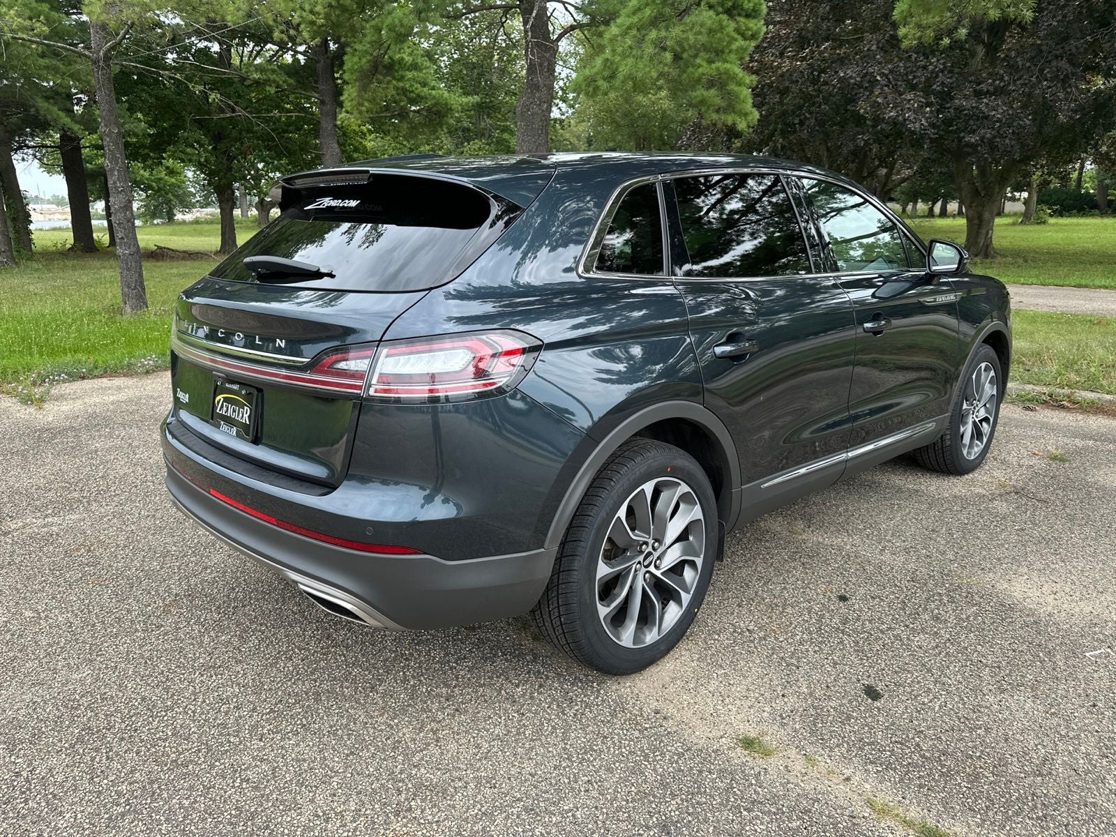 2023 Lincoln Nautilus Reserve