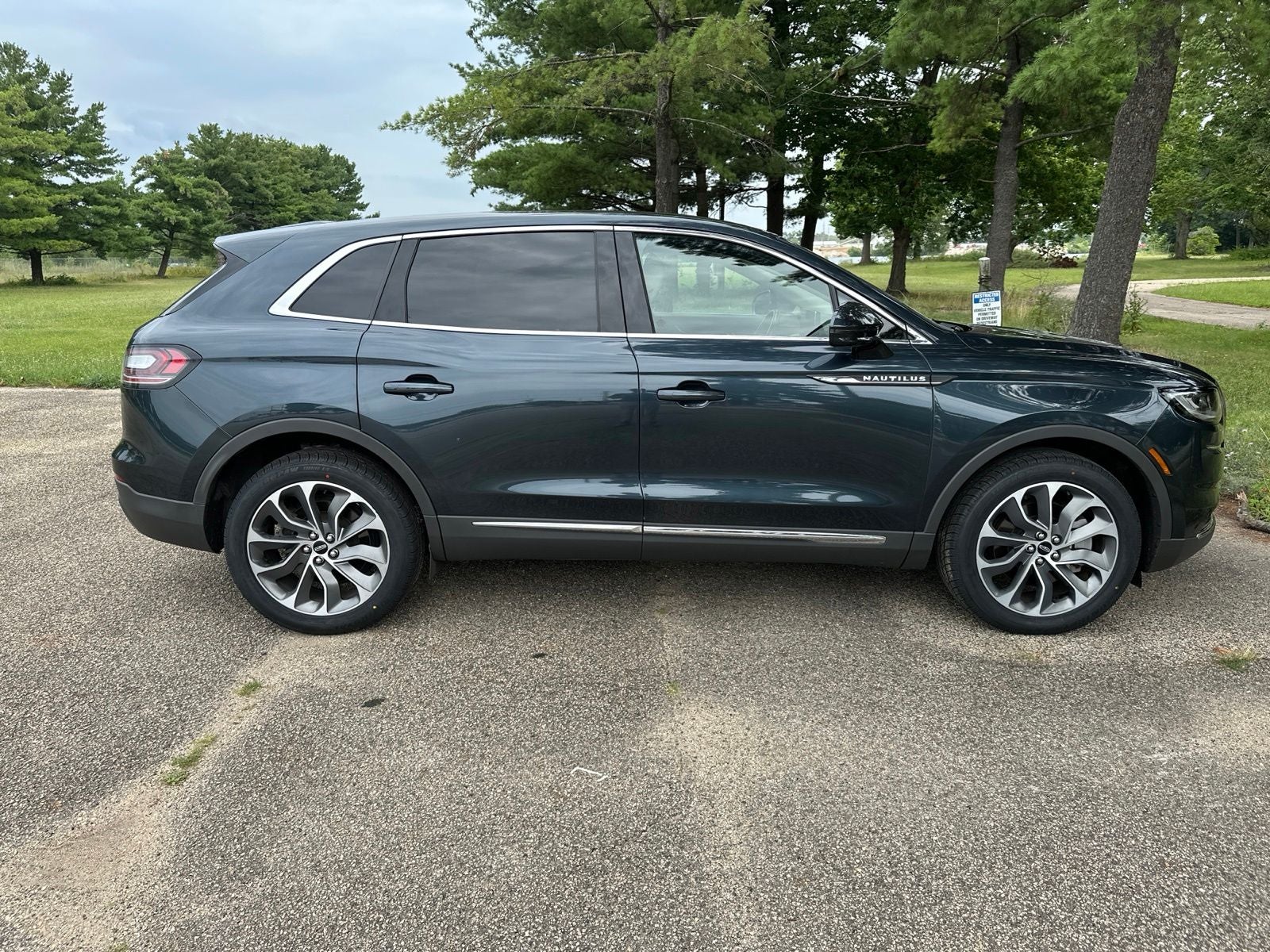 2023 Lincoln Nautilus Reserve