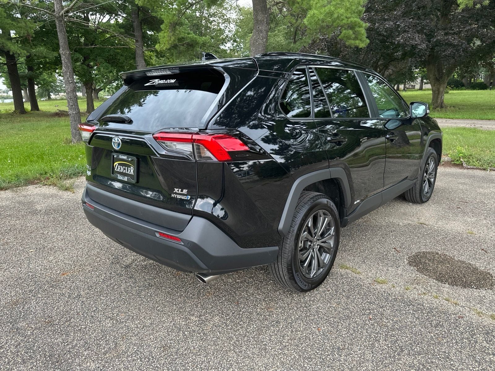 2024 Toyota RAV4 Hybrid XLE Premium