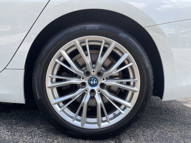 2023 BMW 3 Series 330e xDrive