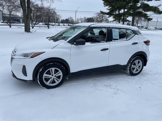 2024 Nissan Kicks S