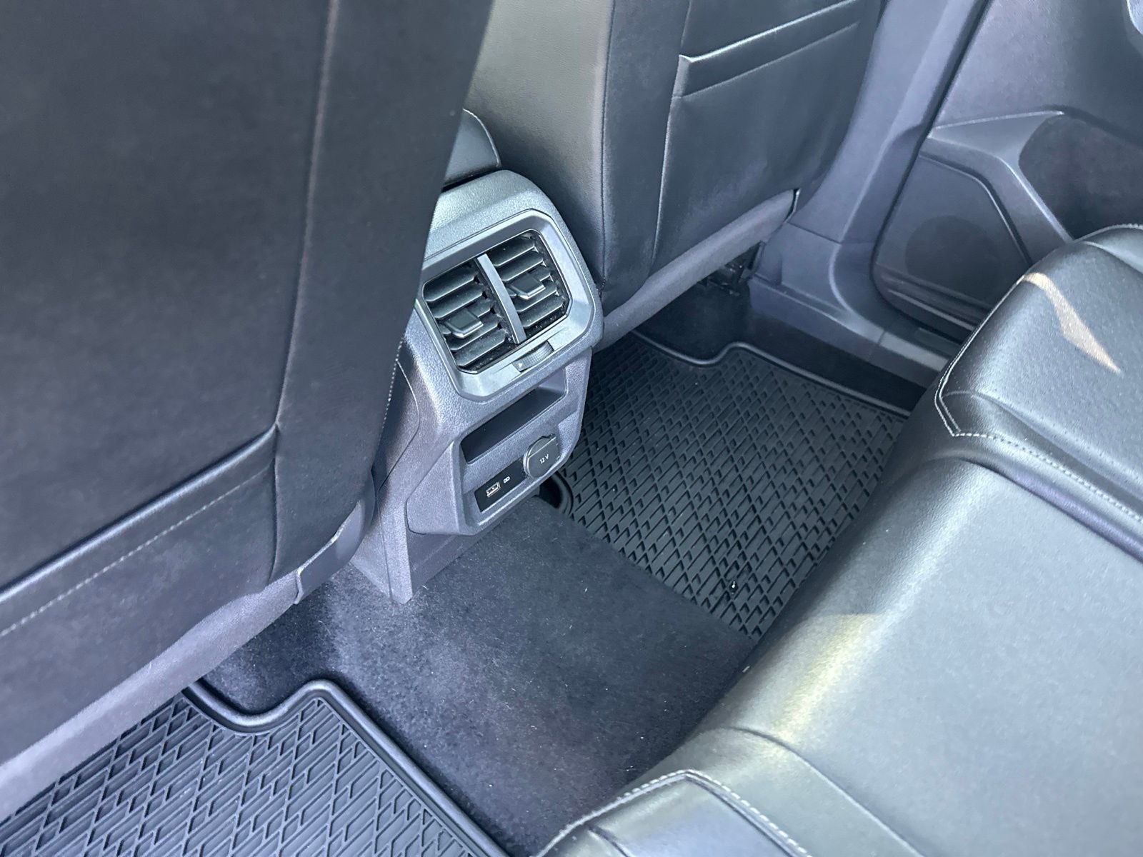 2019 Volkswagen Tiguan 2.0T SEL 4Motion