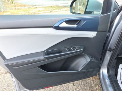 2024 Volkswagen Taos 1.5T SE