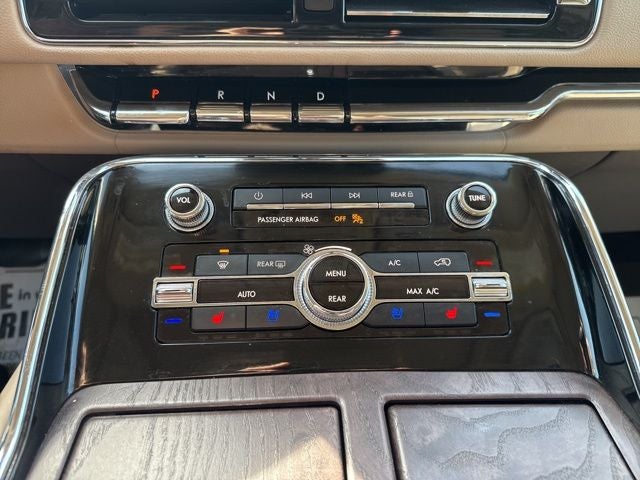 2022 Lincoln Navigator L Reserve