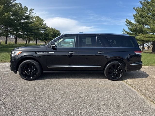 2022 Lincoln Navigator L Reserve