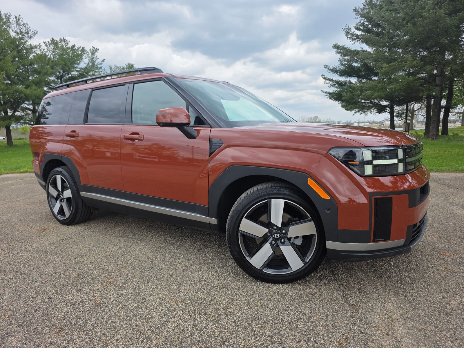 2025 Hyundai SANTA FE HYBRID Limited