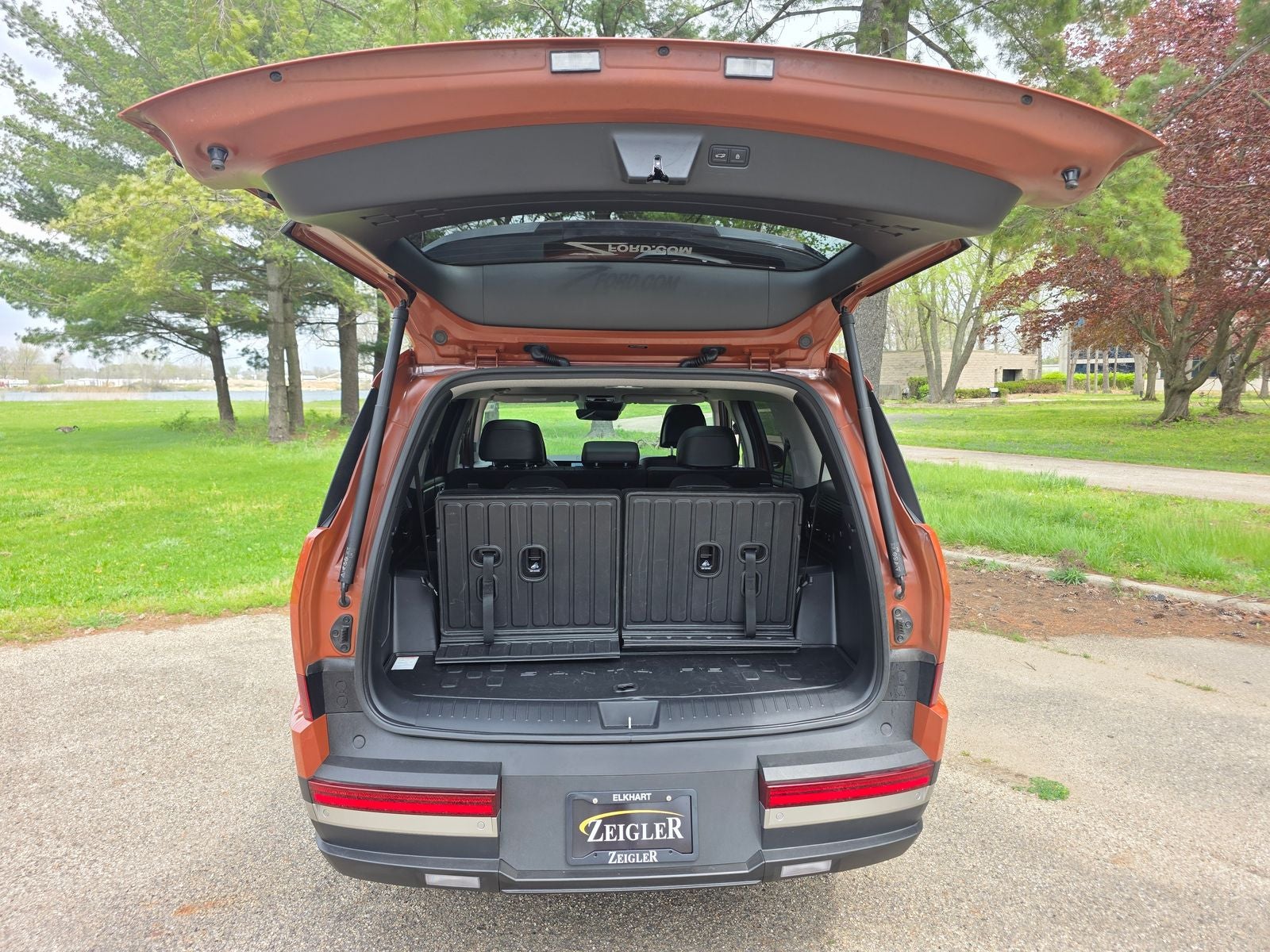 2025 Hyundai SANTA FE HYBRID Limited