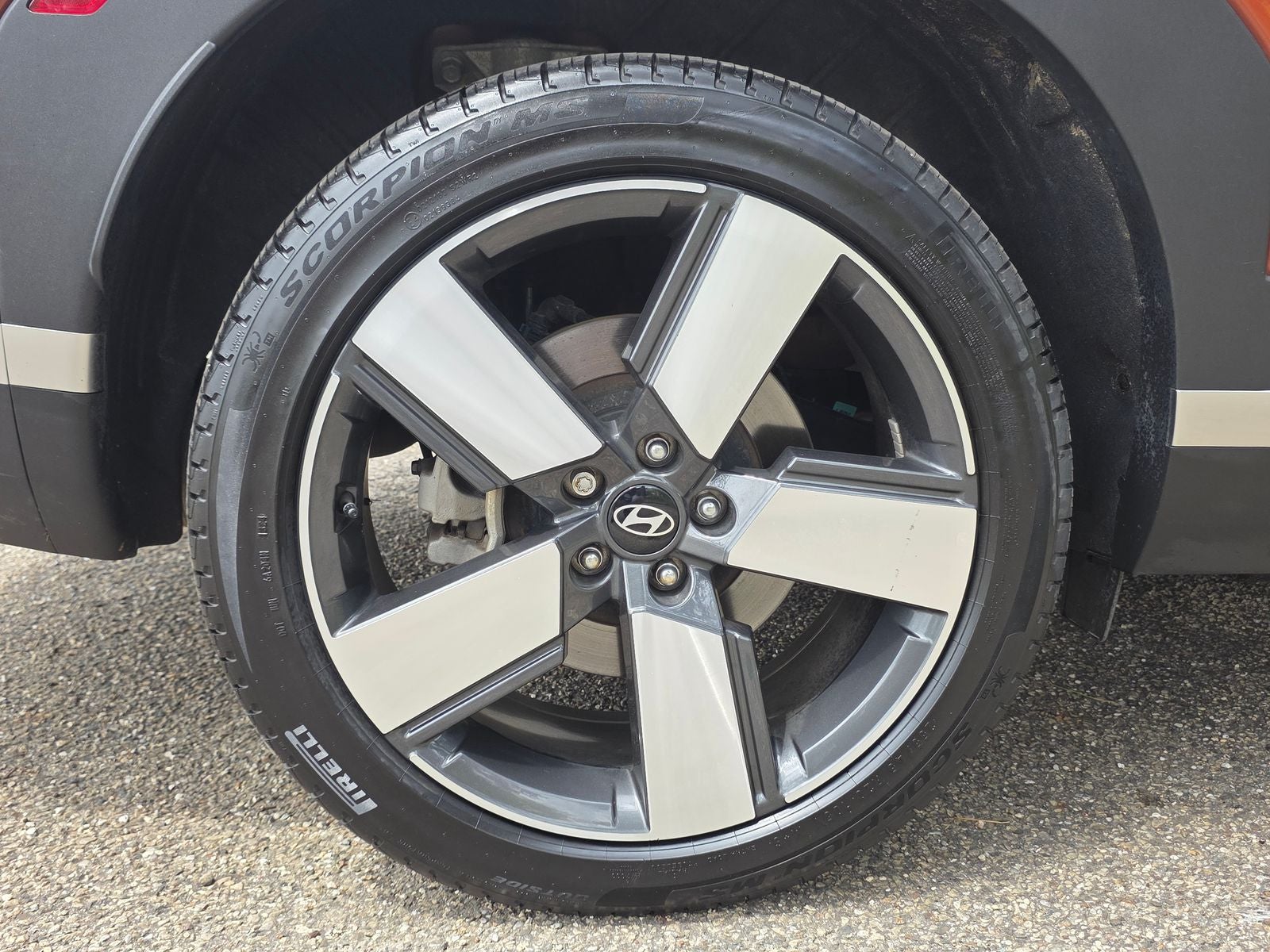 2025 Hyundai SANTA FE HYBRID Limited