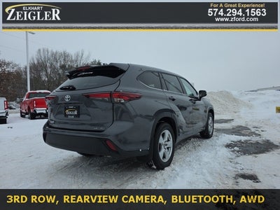 2024 Toyota Highlander LE