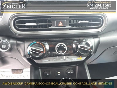 2022 Hyundai KONA SEL