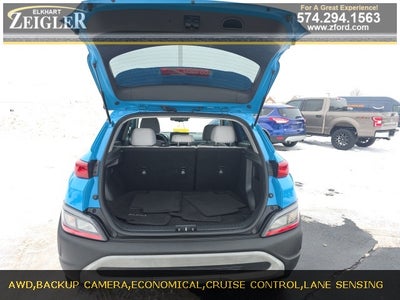 2022 Hyundai KONA SEL