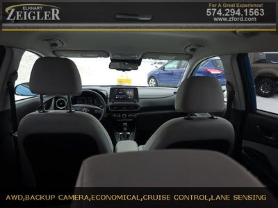 2022 Hyundai KONA SEL