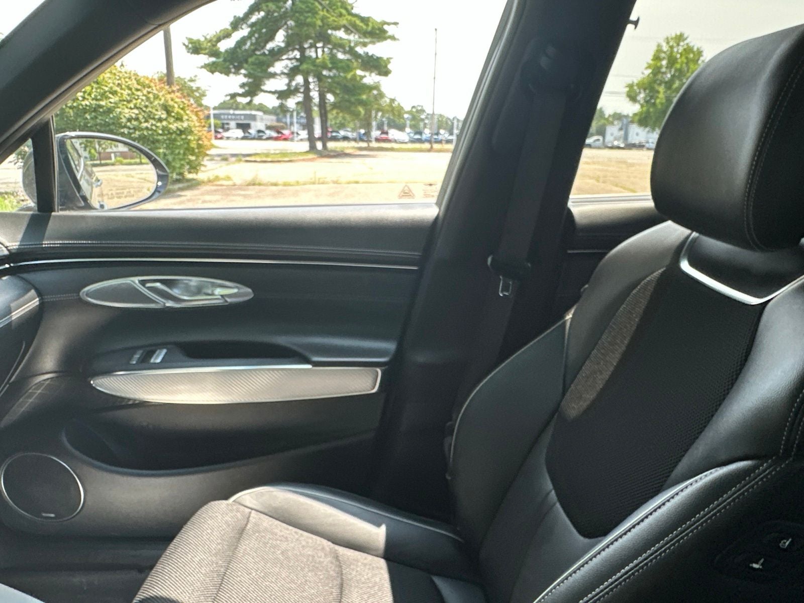2023 Genesis GV70 2.5T