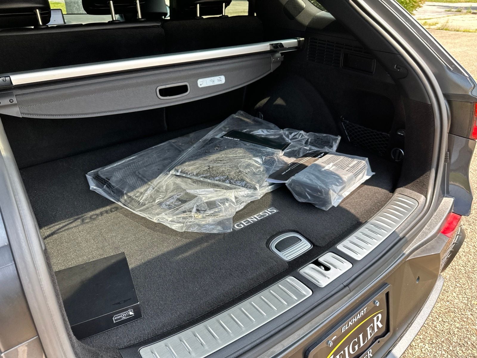 2023 Genesis GV70 2.5T