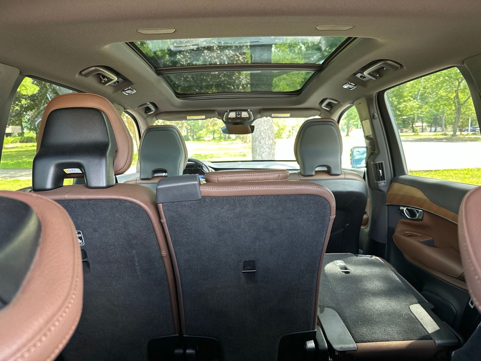 2023 Volvo XC90 B5 Plus
