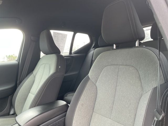 2023 Volvo XC40 B5 Core